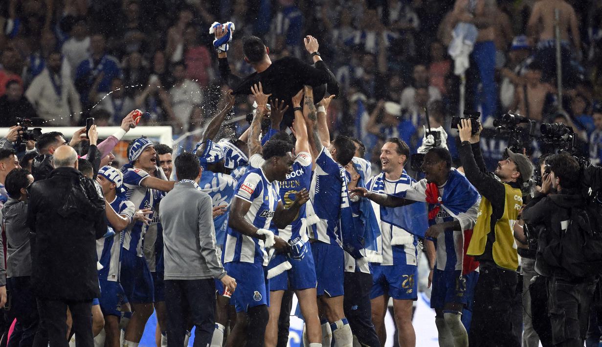 FC Porto Kunci Gelar Juara Liga Portugal Musim 2025/2026, Titel Perdana untuk Sang Pelatih Francesco Farioli