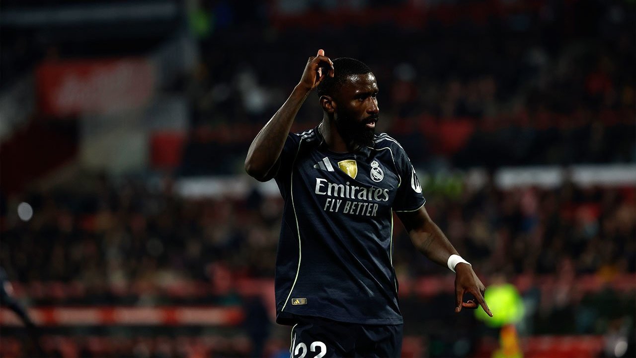 Juventus Gagal Rekrut Antonio Rudiger, Real Madrid Kunci Bek Andalan