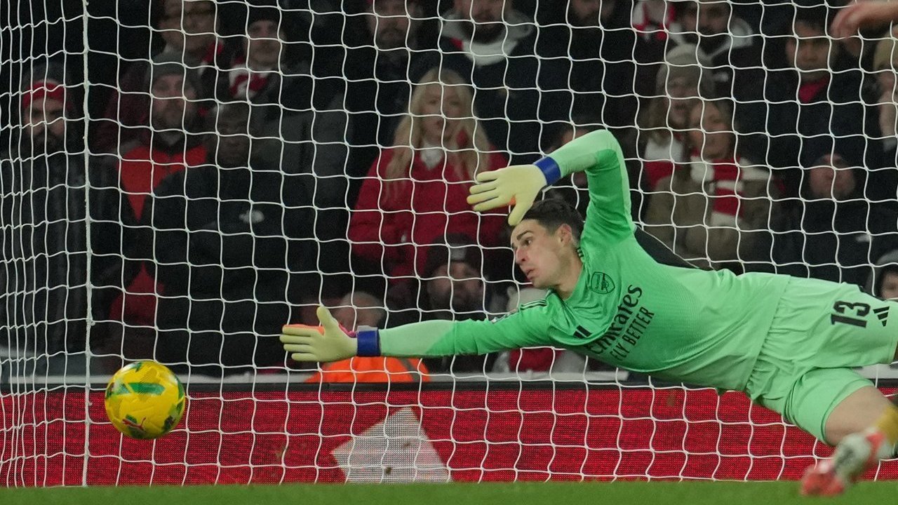 Inter Milan Pertimbangkan Kepa Arrizabalaga untuk Dampingi Josep Martinez