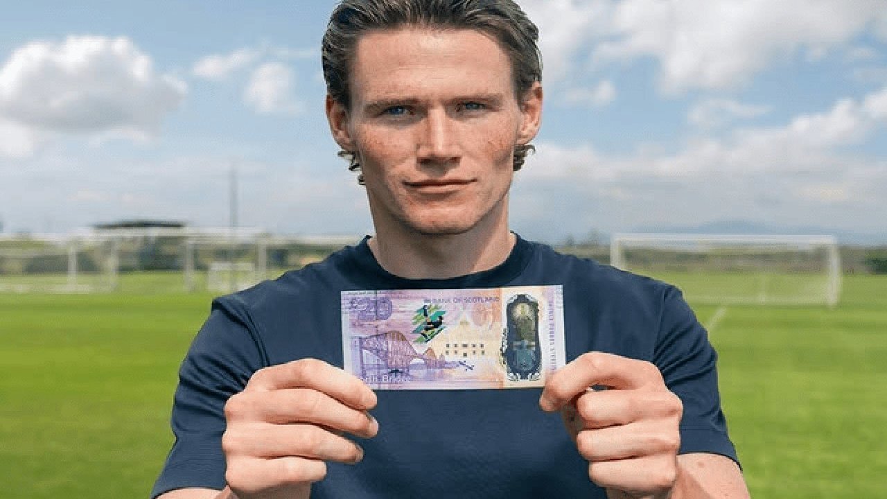 Gol Salto Scott McTominay yang Bawa Timnas Skotlandia Lolos Piala Dunia 2026 jadi Uang Edisi Terbatas