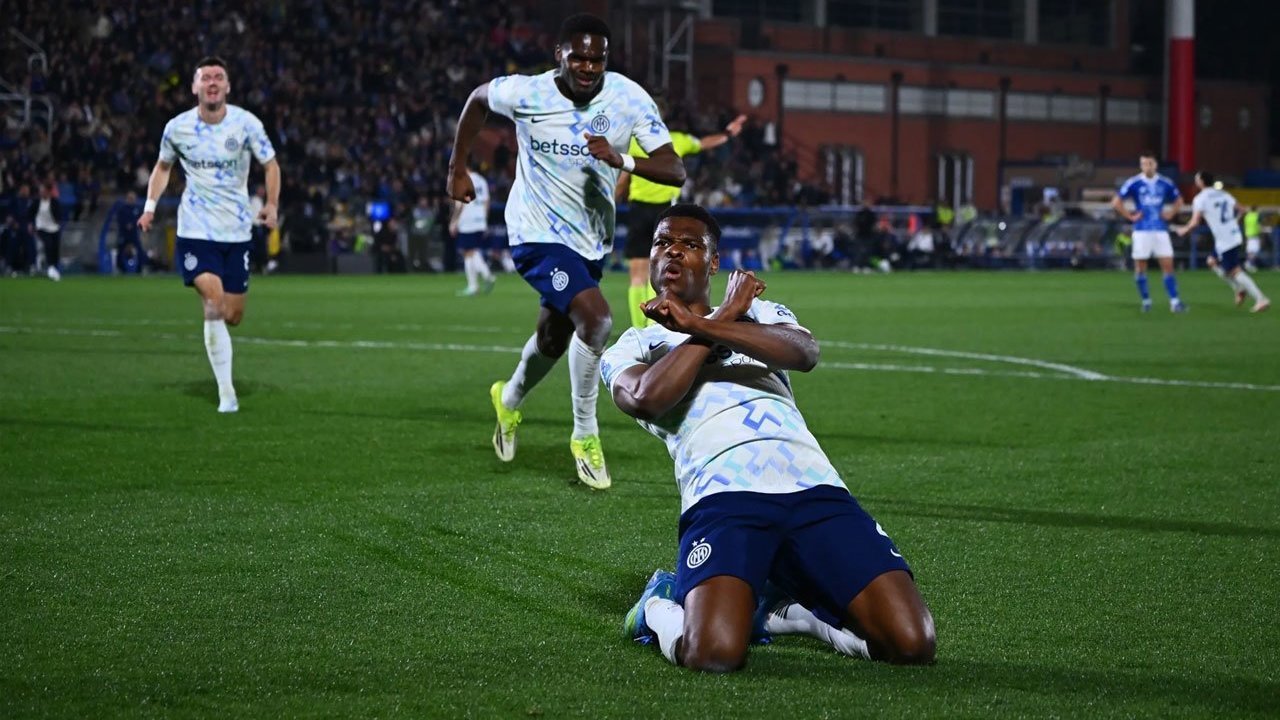 Here We Go! Real Madrid Pastikan Transfer Denzel Dumfries, Suksesor Ideal Dani Carvajal Akhirnya Ditemukan