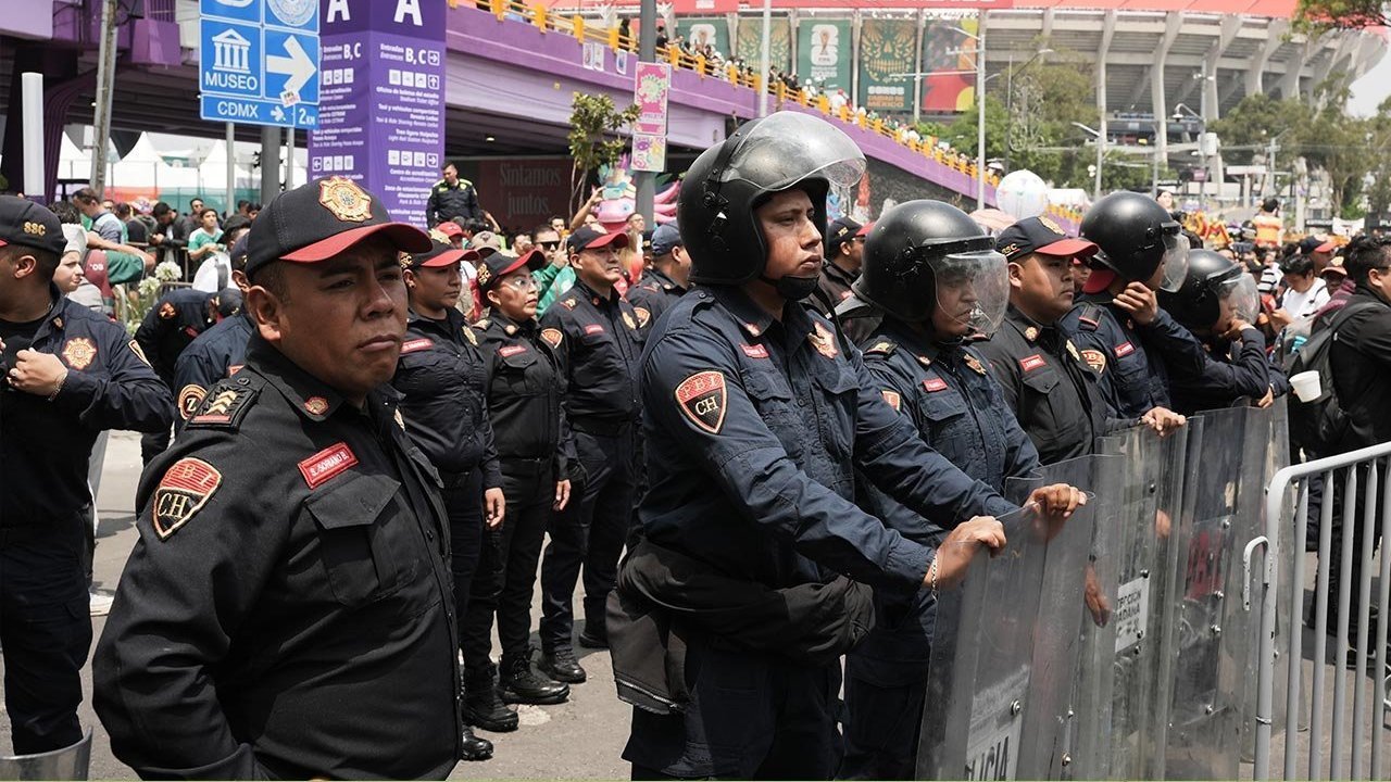 Sisi Kelam Pembukaan Piala Dunia 2026: Diwarnai Demo, Bom Molotov, dan Baku Hantam di Luar Stadion Azteca