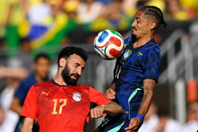 Kabar Baik untuk Brasil, Cedera Raphinha Diprediksi Tidak Serius