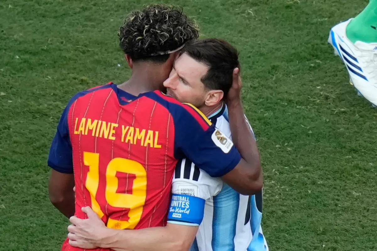 Lamine Yamal Ungkap Kata-Kata Lionel Messi saat Memeluknya seusai Final Piala Dunia 2026