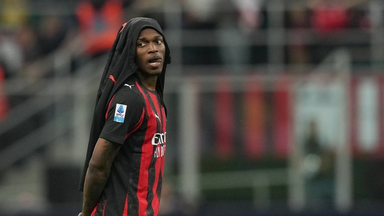 Fenerbahce Ajukan Tawaran Perdana untuk Rafael Leao, AC Milan Belum Bergeming