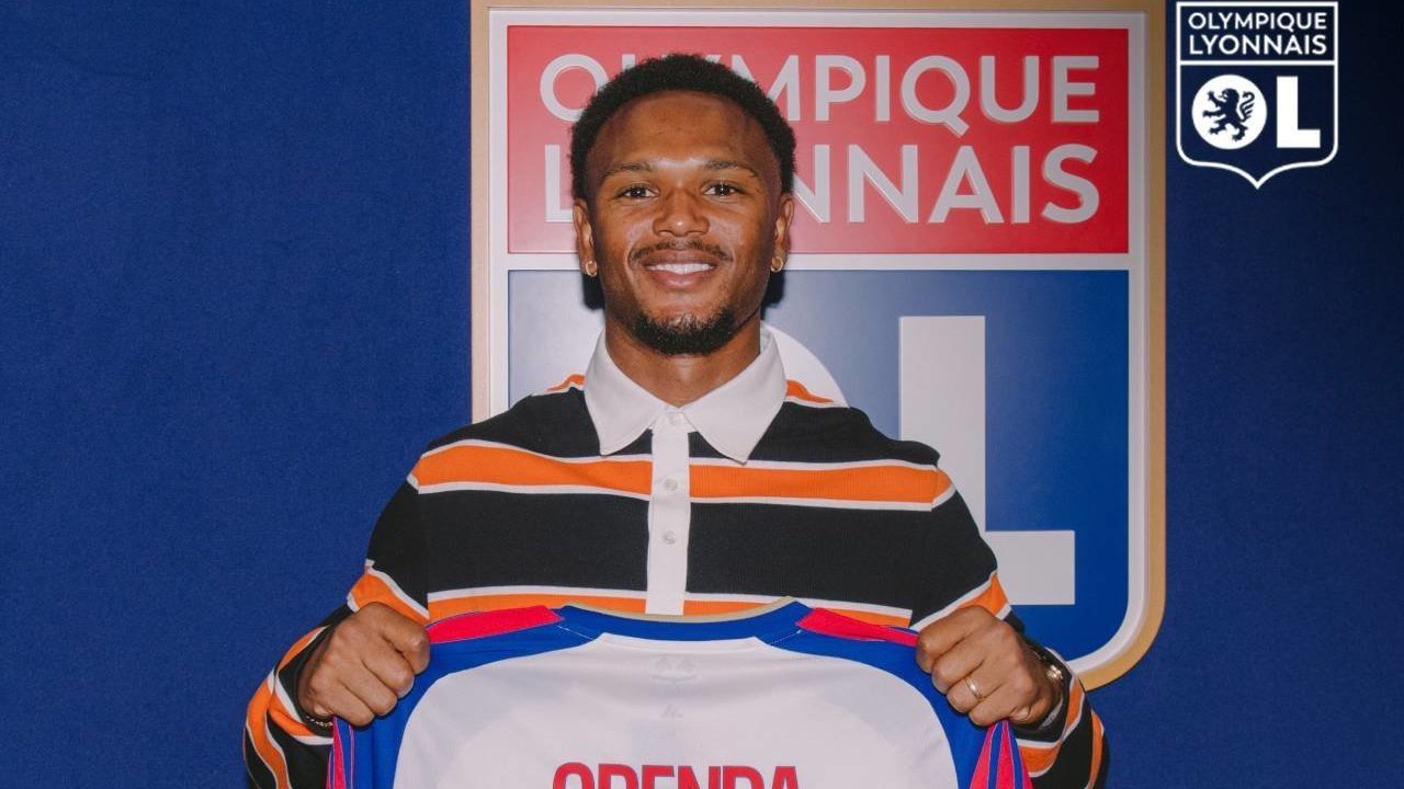 Juventus Resmi Lepas Lois Openda ke Lyon dengan Status Pinjaman