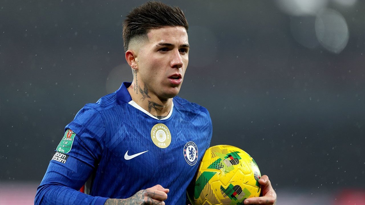 Deadline Terlewati, Enzo Fernandez Dipastikan Tetap di Chelsea