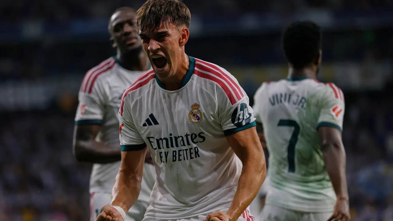 Jose Mourinho Juluki Penyerang Baru Real Madrid Sebagai El Gigante