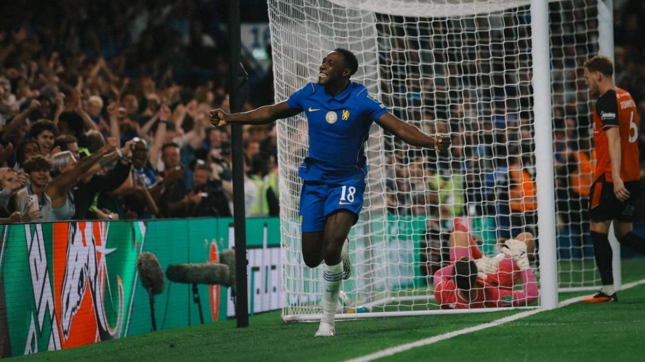 Hasil Chelsea vs Luton: Welbeck Buka Keran Gol, Chelsea Melenggang ke Putaran Ketiga
