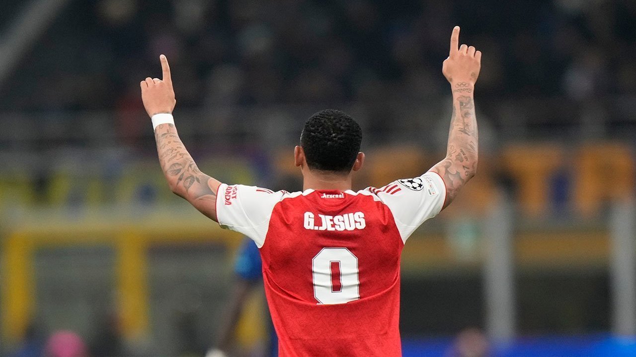 Kejutan! Barcelona 'Bungkus' Gabriel Jesus dari Arsenal!