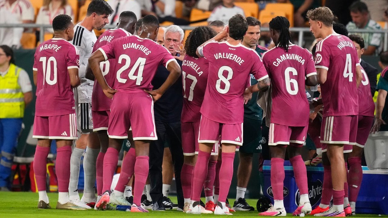 Real Madrid Kalah dari Betis, Mourinho Bingung